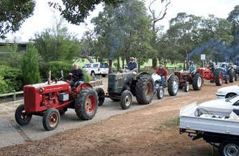 Hugh Manning Tractor & Machinery Museum - Attractions Melbourne 0