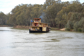 Emmylou Paddle Steamer - Attractions Melbourne 1