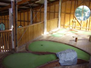 Spring Park Golf - Accommodation Brunswick Heads 2