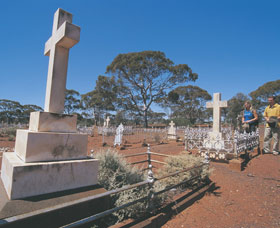 Coolgardie Cemetery - Accommodation Nelson Bay