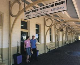 Old Railway Station Bunbury - Wagga Wagga Accommodation