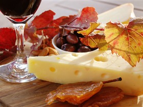 McLaren Vale Cheese and Wine Trail - Carnarvon Accommodation