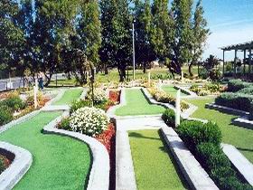West Beach Mini Golf - Accommodation Adelaide