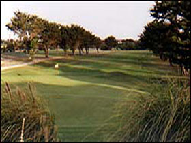 South Lakes Golf Club - Accommodation in Bendigo