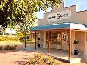 Peter Franz Fine Art Gallery - Geraldton Accommodation