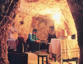 Umoona Opal Mine And Museum - WA Accommodation