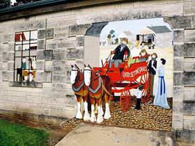 Millicent Murals - New South Wales Tourism 