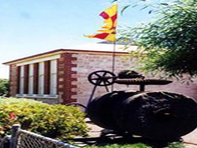Penneshaw Maritime And Folk Museum - Broome Tourism