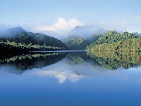 The Gordon River - New South Wales Tourism 