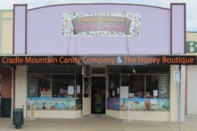 Cradle Mountain Candy Company and Honey Boutique - Tourism Adelaide