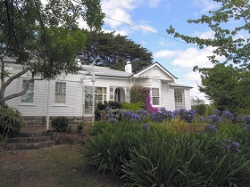 Home Hill - Tourism Canberra