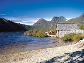 Dove Lake Circuit - Find Attractions
