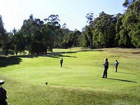 Sheffield Golf Course - Accommodation Redcliffe