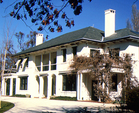Prime Minister's Lodge - Tourism Canberra