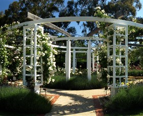 Old Parliament House Gardens - Accommodation ACT