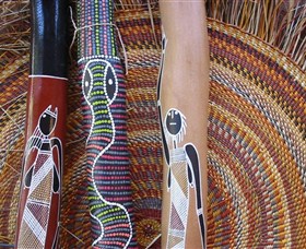 Didgeridoo Hut and Art Gallery - Accommodation NT