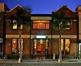 The Crosstown Eating House - Accommodation in Bendigo