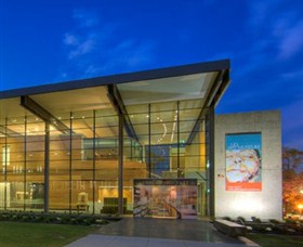 UQ University Art Museum - Accommodation Brisbane