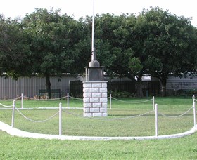Pinkenba War Memorial - Attractions Melbourne