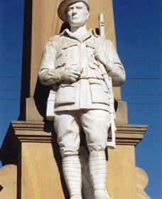 Beaudesert War Memorial - Tourism Adelaide
