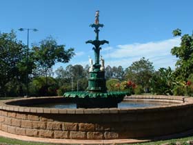 Band Rotunda and Fairy Fountain - Wagga Wagga Accommodation