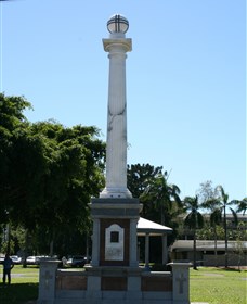 World War I Memorial Cenotaph and Jubilee Park - Accommodation VIC