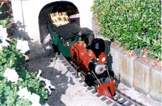 M  K Model Railways - Attractions
