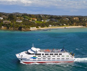 Searoad Ferries - Accommodation Airlie Beach