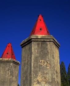 Chinese Burning Towers - Redcliffe Tourism