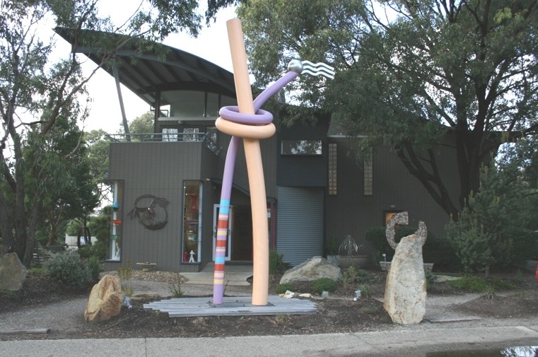Eagles Nest Gallery - Wagga Wagga Accommodation