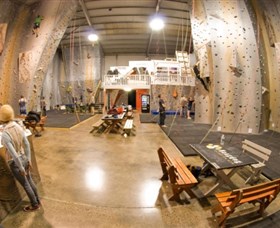 Hangdog Climbing Gym - Accommodation in Bendigo