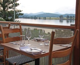 The River Restaurant - Accommodation Mount Tamborine