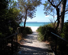 Greenfields Beach - New South Wales Tourism 
