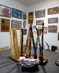 Laddie Timbery Aboriginal Art and Crafts - Yamba Accommodation