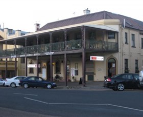The Family Hotel - Accommodation in Brisbane