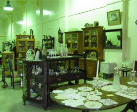 Glenleigh Antiques - Attractions