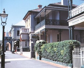 Yass Historic Walk and Drive - Accommodation in Surfers Paradise