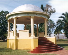 Kingaroy Soldiers Memorial Rotunda - Tourism Canberra