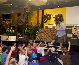 National Dinosaur Museum - thumb 1