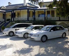 Highlands Chauffeured Hire Cars Tours - Whitsundays Tourism