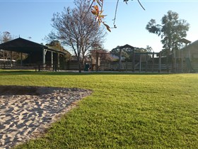 Langhorne Creek Public Playground - Attractions Melbourne