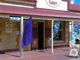 Ocean Art Gallery - Redcliffe Tourism