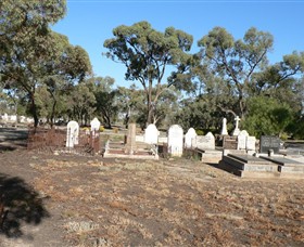 Wentworth Cemetery - thumb 1