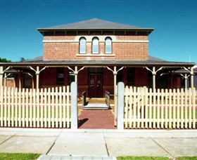 Wentworth Courthouse - Accommodation Adelaide