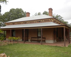 Rendelsham known as the Nunnery - Accommodation VIC