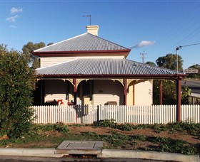 Former Customs Officers Residence - Accommodation VIC