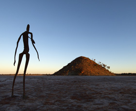 Inside Australia - Antony Gormley Sculptures - thumb 3
