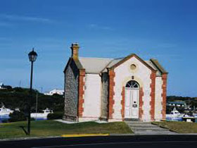 Royal Circus and Customs House in Robe - Accommodation Gladstone