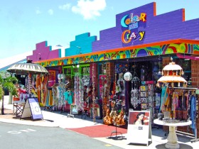 Colour Me Crazy - Accommodation in Brisbane