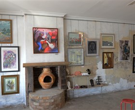 Splatter Gallery And Art Studio - thumb 2
